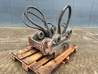 Image for ATTACHMENTS 2012 OilQuick OQ70/55