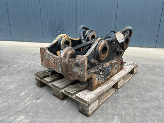 Image for ATTACHMENTS 2020 OilQuick OQ80