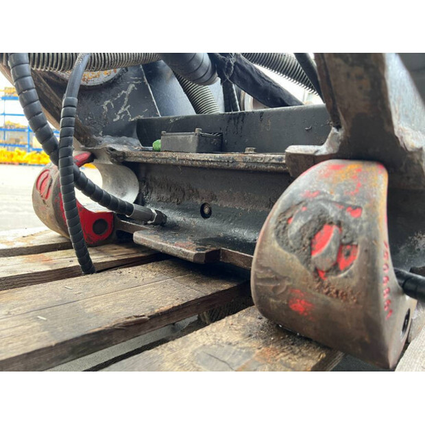 2020 OilQuick OQ80-41543730