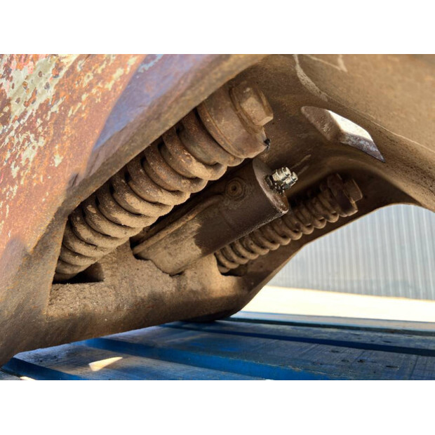 2019 فيراكتيرت CW45S-41543862
