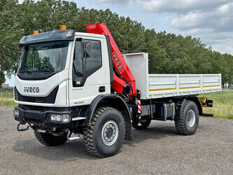صورة ل شاحنات الرافعات 2023 ايفكو EuroCargo 150