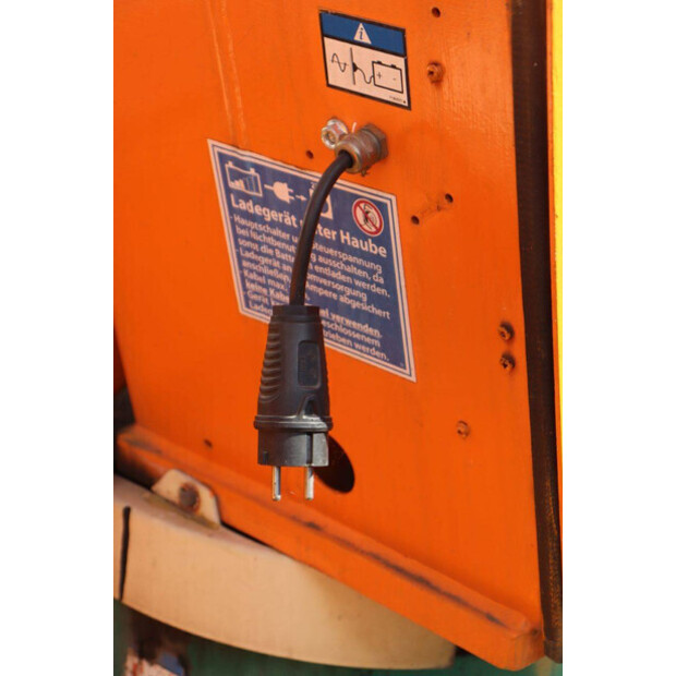 2013 نيفتي HR12 NDE-41544926
