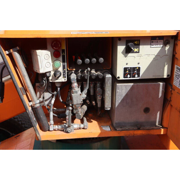 2013 نيفتي HR12 NDE-41544928