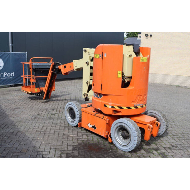 2012 JLG E300AJP-41545083
