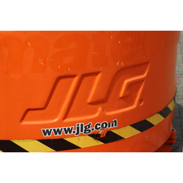 2012 JLG E300AJP-41545086
