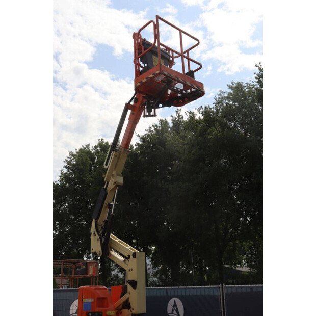2012 JLG E300AJP-41545112
