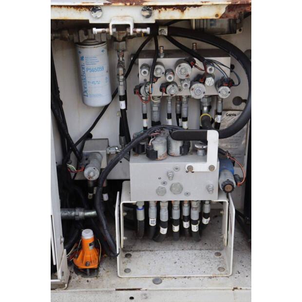 2012 Genie GS-3369-41545420