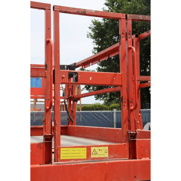 2012 Genie GS-3369-41545424
