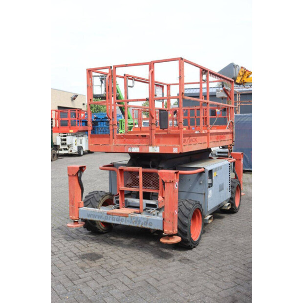 2014 SkyJack SJ6832RT-41545491