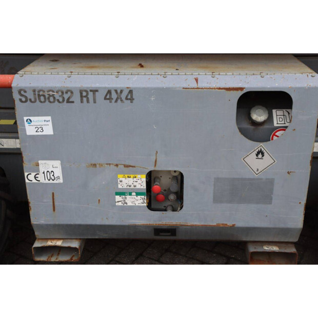 2014 SkyJack SJ6832RT-41545500