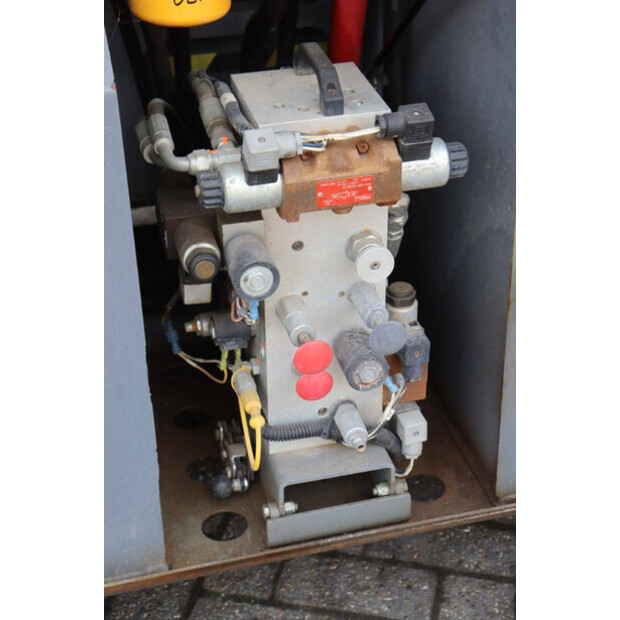 2014 SkyJack SJ6832RT-41545502