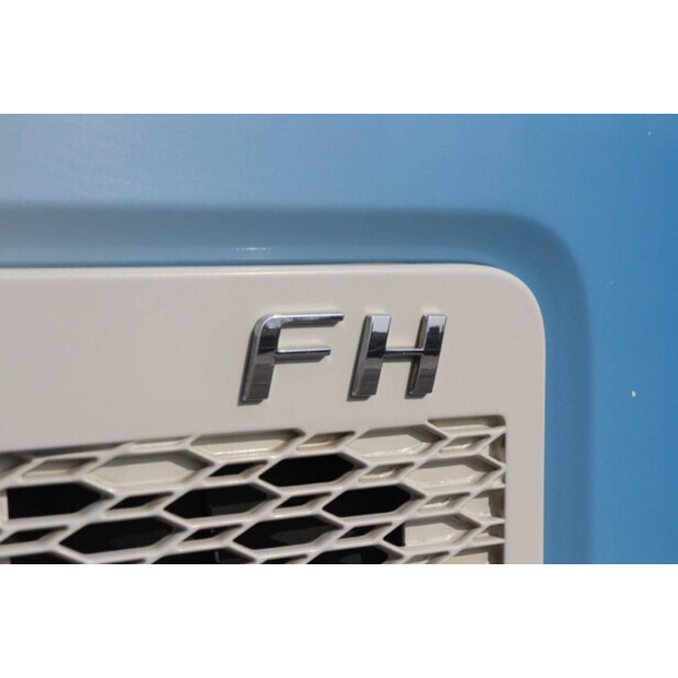 2016 فولفو FH-41546143