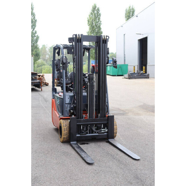 2023 تويوتا 8FBE20T-41546504