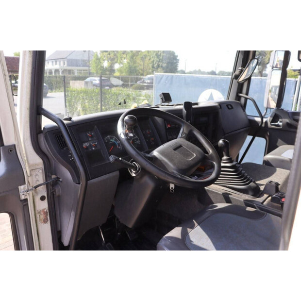 2001 Volvo FL6-41546669