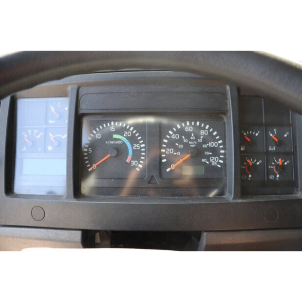 2001 Volvo FL6-41546679