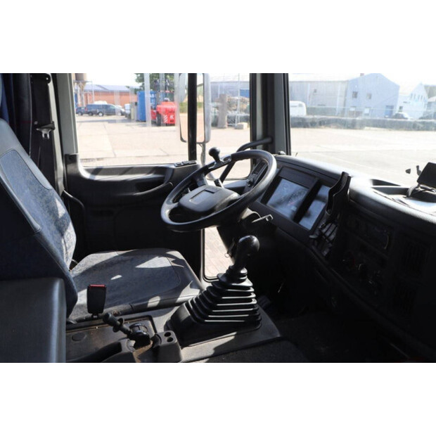 2001 Volvo FL6-41546689