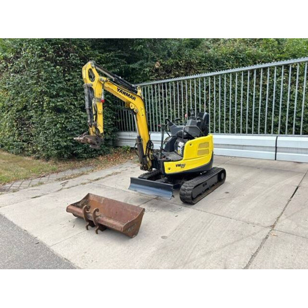 2018 YANMAR VIO17-41546883