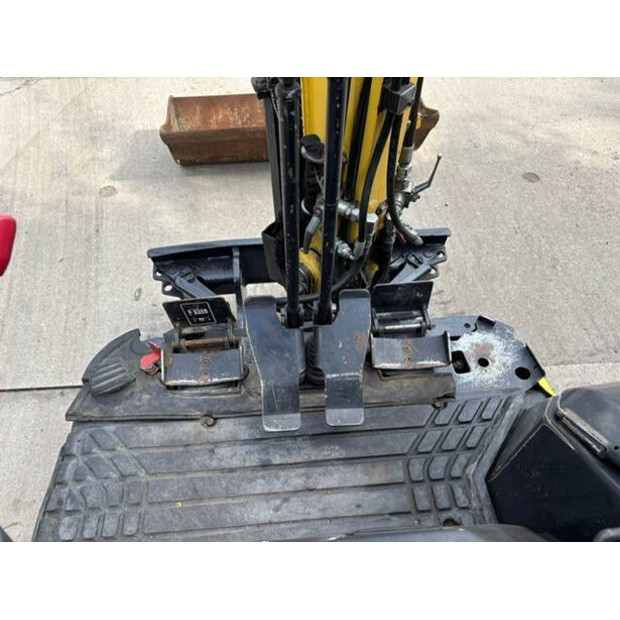 2018 YANMAR VIO17-41546896