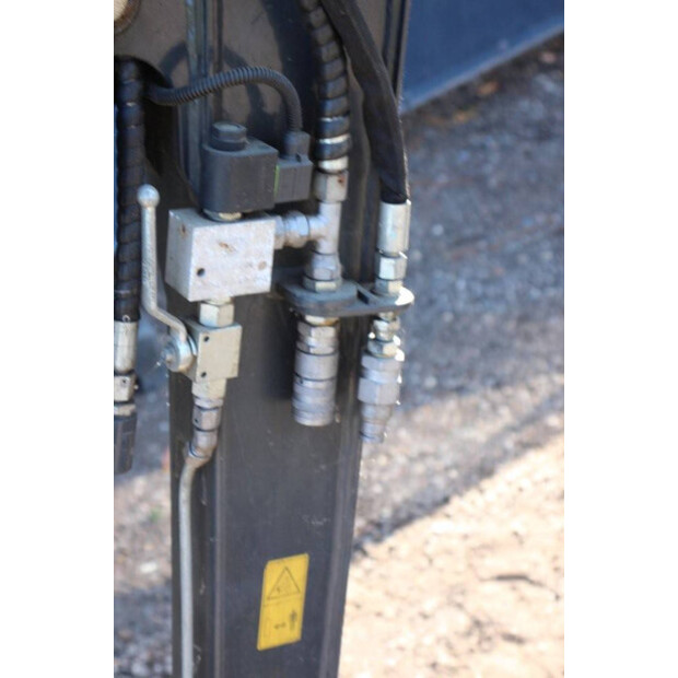 2017 يوروكوماتش ES 18 ZT-41546952