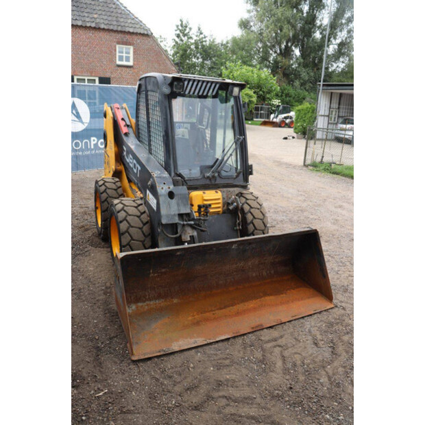 2004 JCB ROBOT 160-41547279