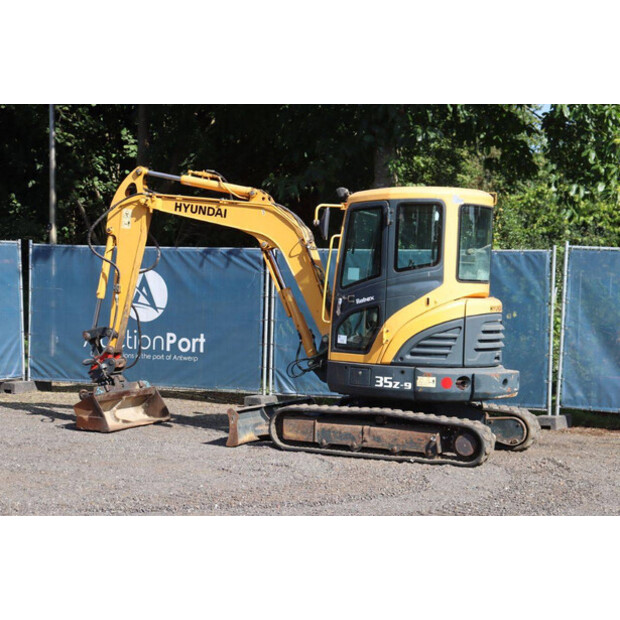 2015 Hyundai ROBEX 35Z-9-41547563