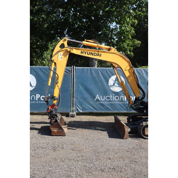 2015 Hyundai ROBEX 35Z-9-41547571