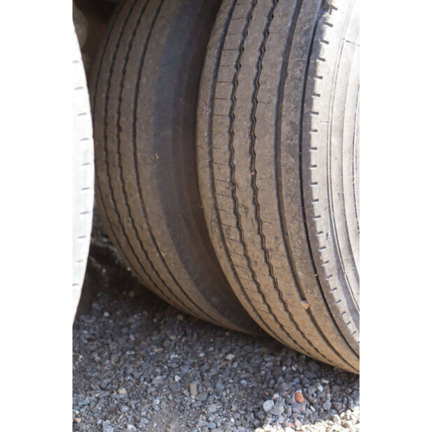 Hummer FW200T18332-41547749