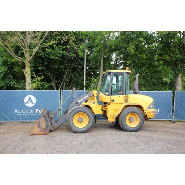 2000 Volvo L45TP-41548096