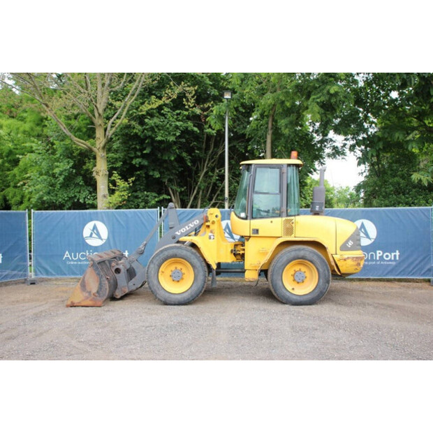 2000 Volvo L45TP-41548097
