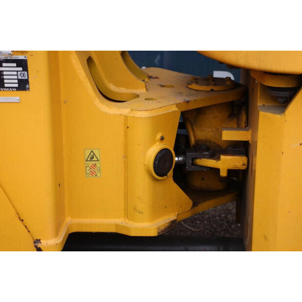2000 Volvo L45TP-41548110