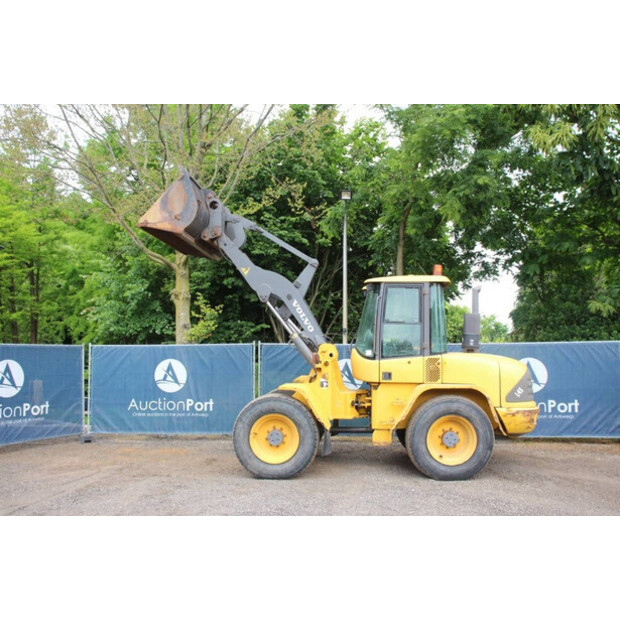 2000 Volvo L45TP-41548124