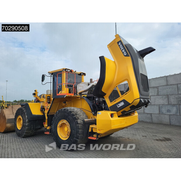 2017 فولفو L260H-41548144