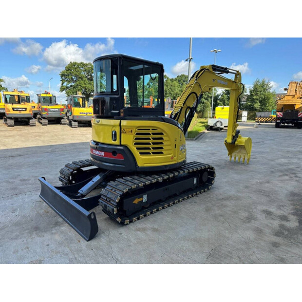 2015 YANMAR VIO55-6B-41548527