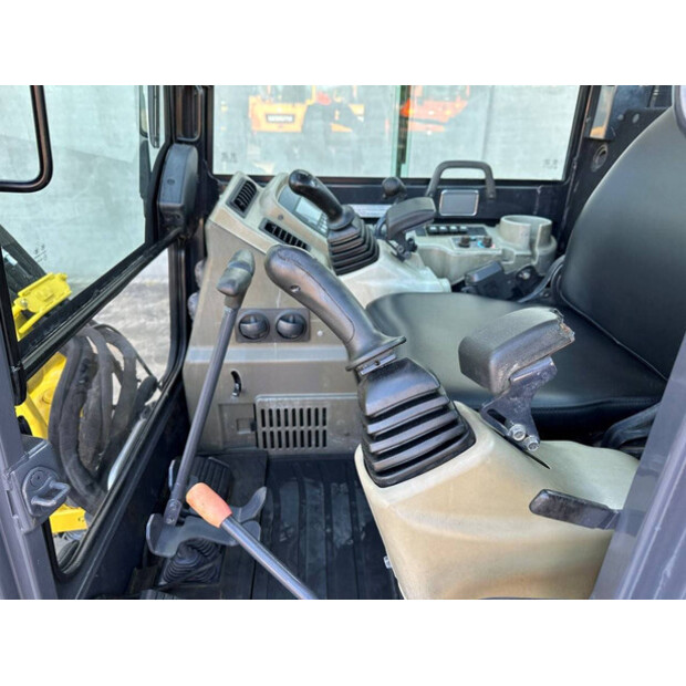 2015 YANMAR VIO55-6B-41548549