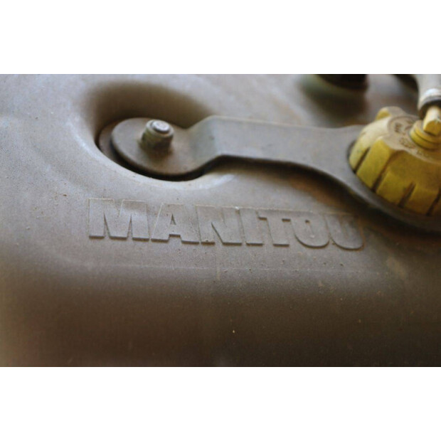 2012 مانيتو MLT640-137PS-41548907