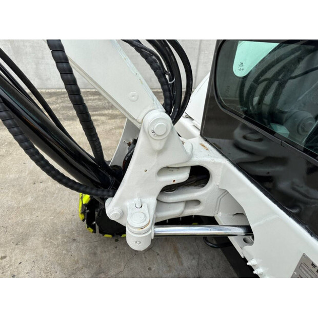2012 بوبكات 331-41549203