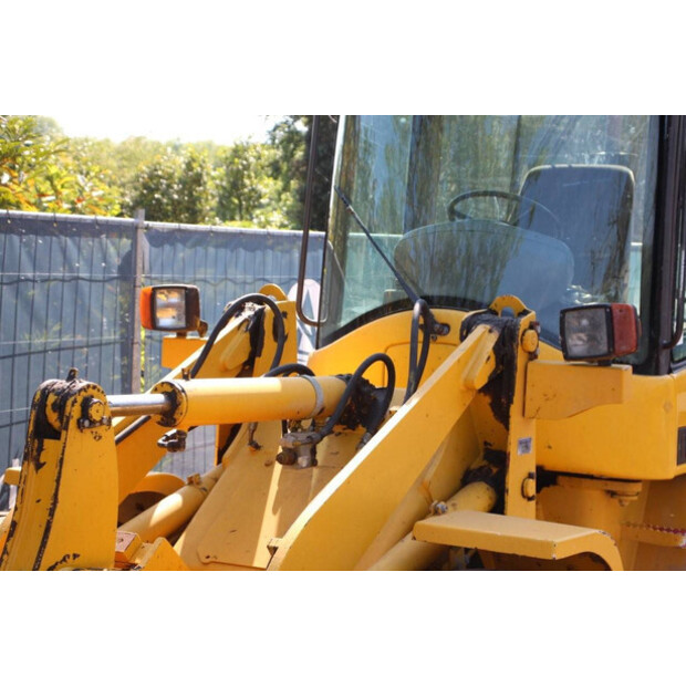 2004 Volvo L30B-Z/X-41549424