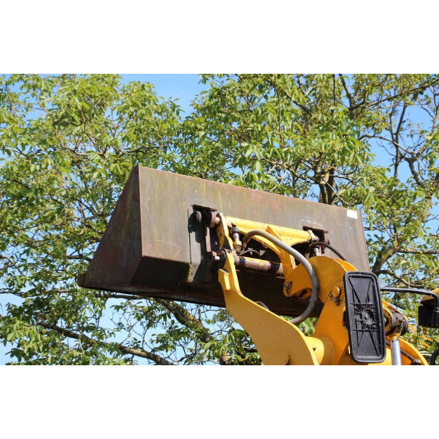 2004 Volvo L30B-Z/X-41549442