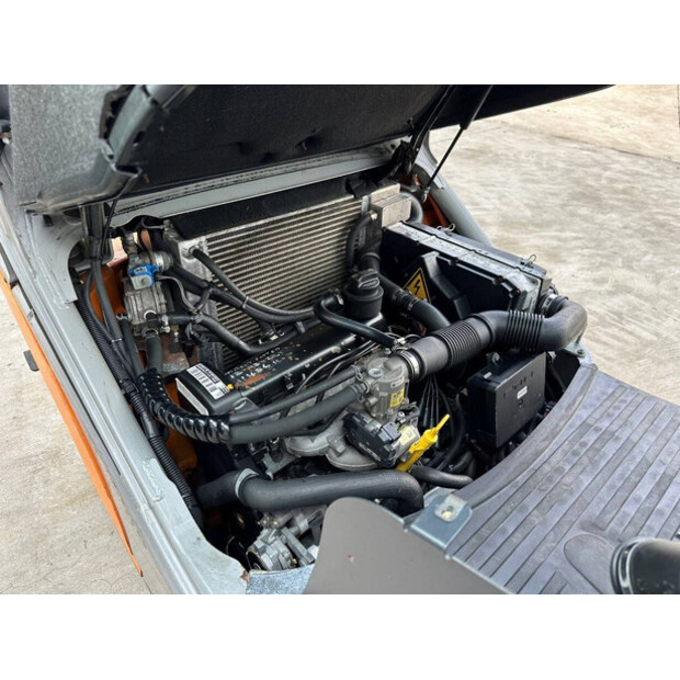 2019 Still RX70-18T-41549467