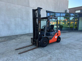 Image for 2012 Toyota 02-8FDF20