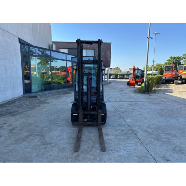 2012 Toyota 02-8FDF20-41549516