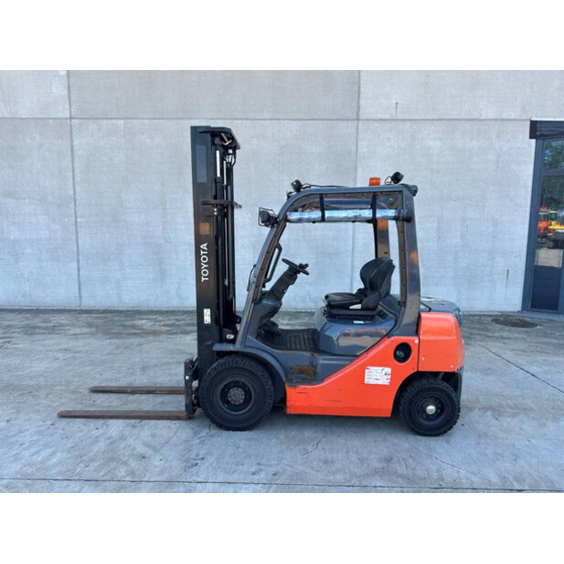 2012 Toyota 02-8FDF20-41549521
