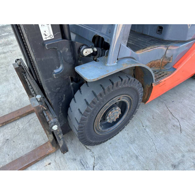 2012 Toyota 02-8FDF20-41549527
