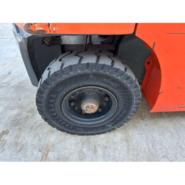 2012 Toyota 02-8FDF20-41549532