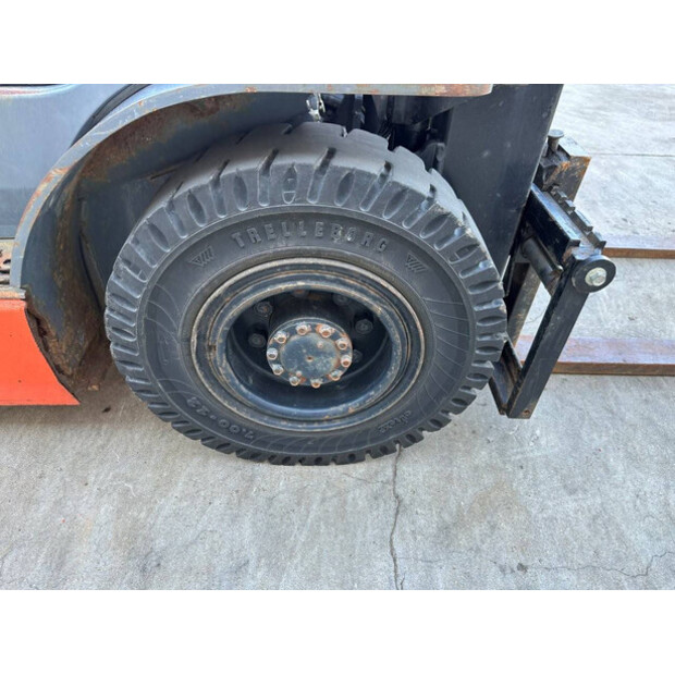 2012 Toyota 02-8FDF20-41549533