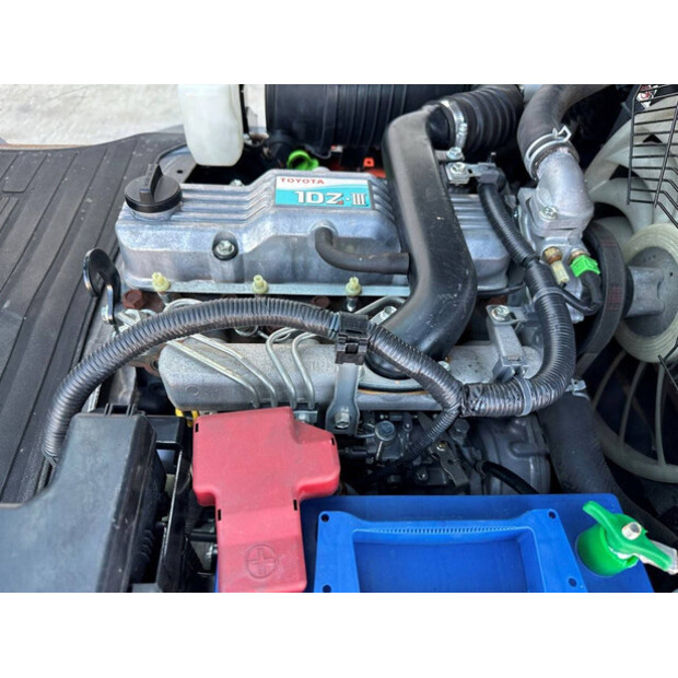 2012 Toyota 02-8FDF20-41549542