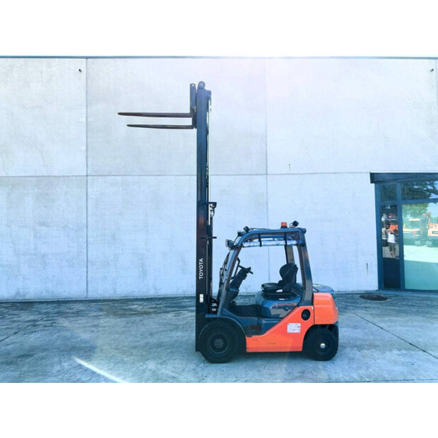 2012 Toyota 02-8FDF20-41549553