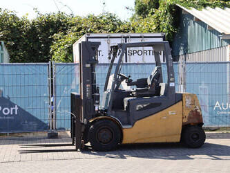 Image de CHARIOTS ÉLÉVATEURS Caterpillar 2EP8000 À vendre à Belgique