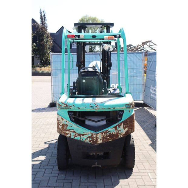 MITSUBISHI FD25N-41550445