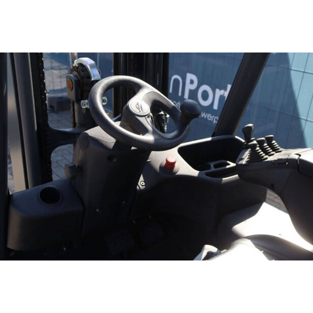 2018 ليندي E15-02-41550503